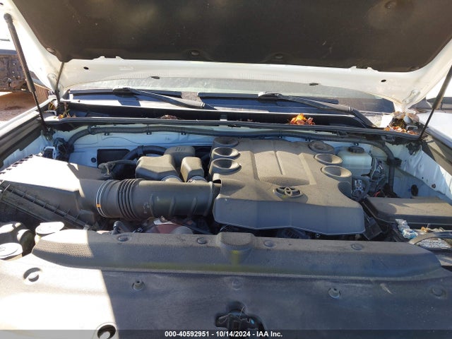 Toyota 4RUNNER SR5 2016 JTEBU5JR7G5298773 Image 10