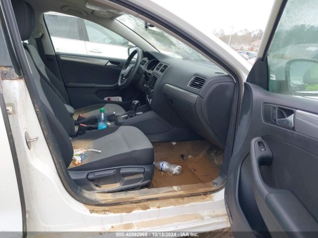 3VW2B7AJ0HM337034 Volkswagen Jetta 1.4t S