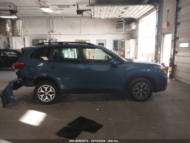 Subaru Forester Premium 2021 JF2SKAJC6MH474609 Image 13