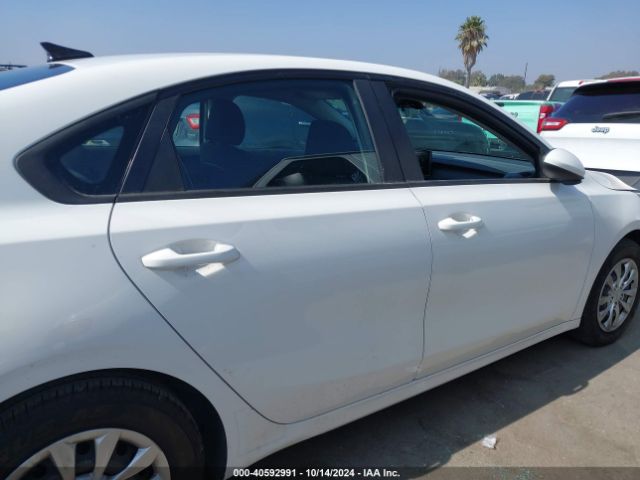 3KPF24AD7LE182773 KIA FORTE FE