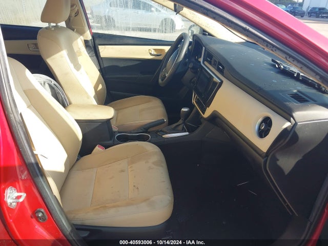 Toyota COROLLA LE 2018 2T1BURHE1JC102643 Image 5