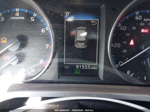 JTMZFREV3HJ116510 Toyota RAV4 LE