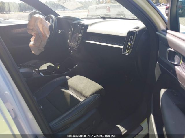 YV4162UM3L2242489 Volvo Xc40 T5 R-design