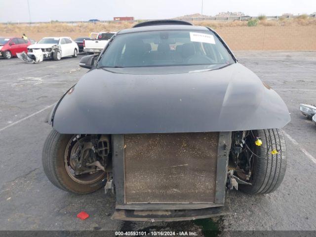 WBA8B9G31HNU54562 BMW 330I