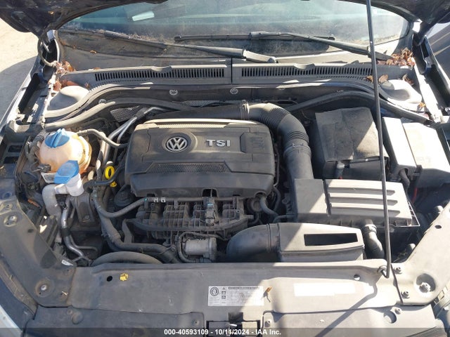 3VWD17AJ8EM385789 Volkswagen Jetta