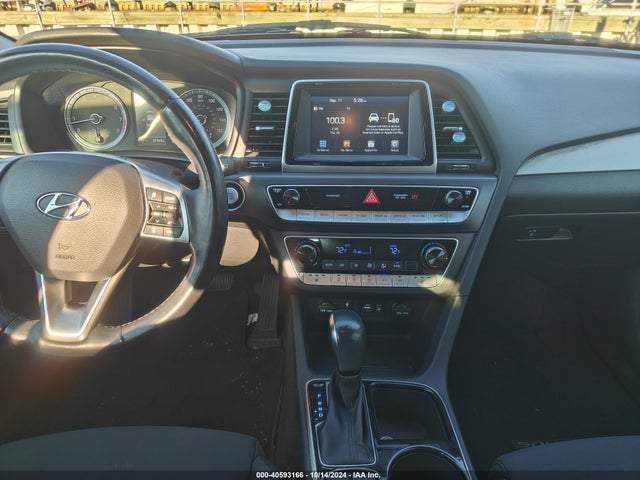Hyundai SONATA SEL 2019 5NPE34AF5KH815856 Image 10