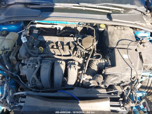 Ford FOCUS SE 2015 1FADP3K24FL270892 Image 10