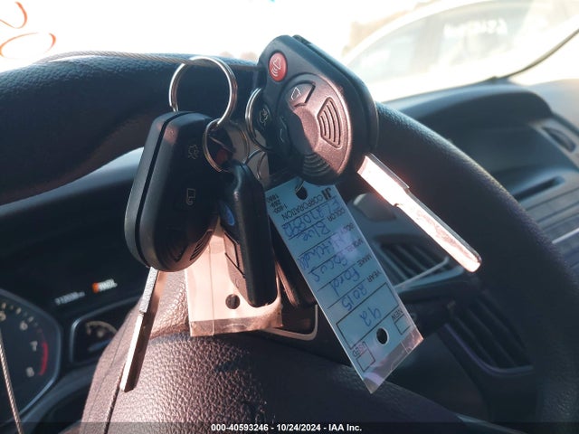 Ford FOCUS SE 2015 1FADP3K24FL270892 Image 11