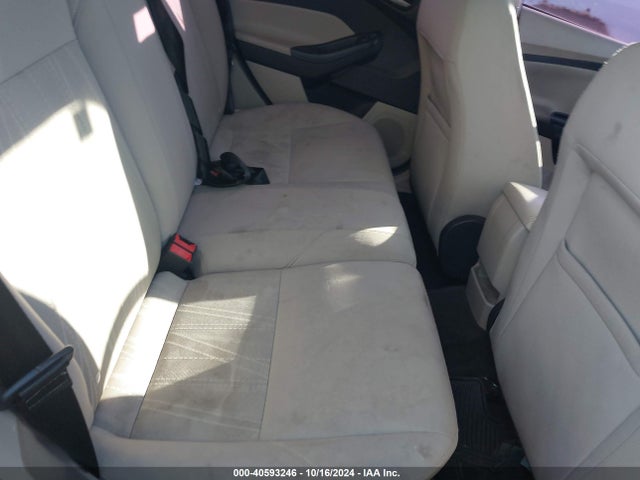 Ford FOCUS SE 2015 1FADP3K24FL270892 Image 8