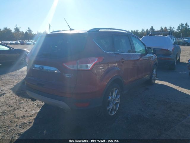 1FMCU9JX1GUA00752 Ford Escape Titanium