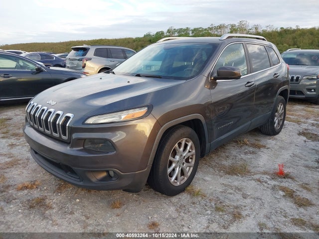 Jeep Cherokee Latitude 2015 1C4PJLCB0FW793509 Image 2