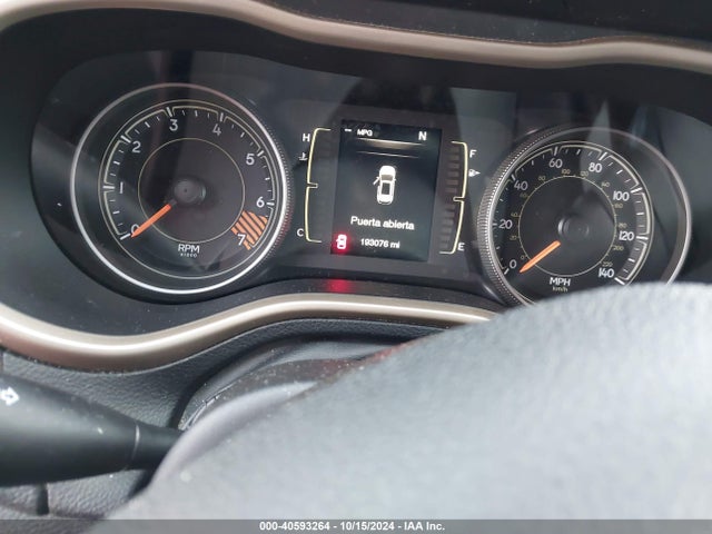 Jeep Cherokee Latitude 2015 1C4PJLCB0FW793509 Image 7