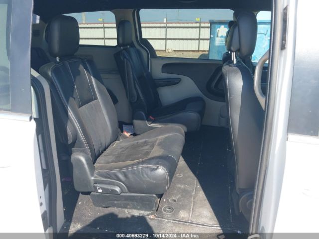 2C4RDGCG3JR250272 Dodge Grand Caravan Sxt