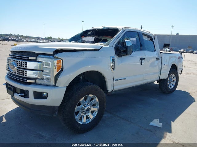 Ford F-250 Platinum 2017 1FT7W2BT6HEE25625 Image 2