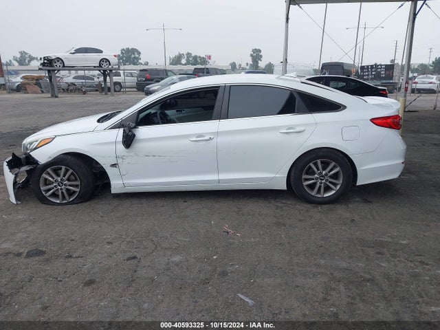 Hyundai SONATA SE 2016 5NPE24AF9GH369057 Image 14
