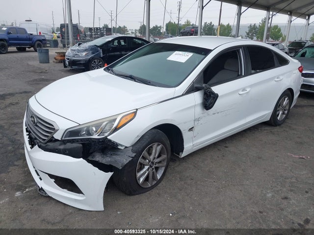 Hyundai SONATA SE 2016 5NPE24AF9GH369057 Image 2