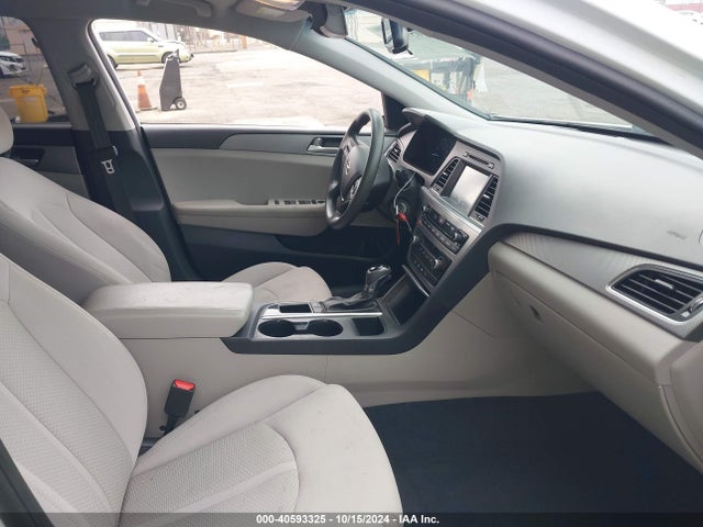 Hyundai SONATA SE 2016 5NPE24AF9GH369057 Image 5