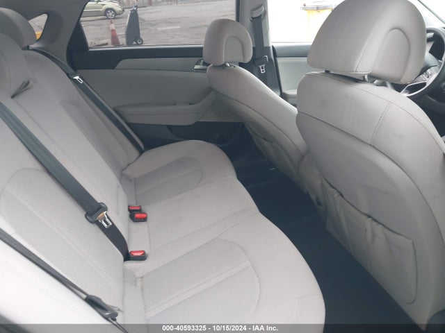 Hyundai SONATA SE 2016 5NPE24AF9GH369057 Image 8