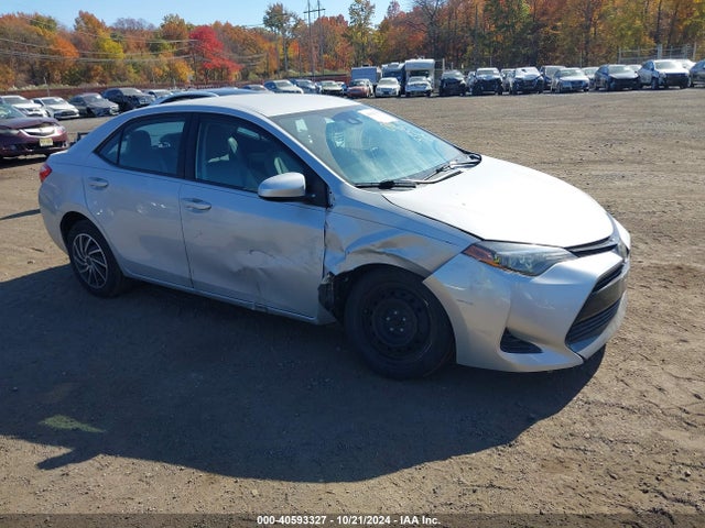 2017 2T1BURHE4HC870966 main image