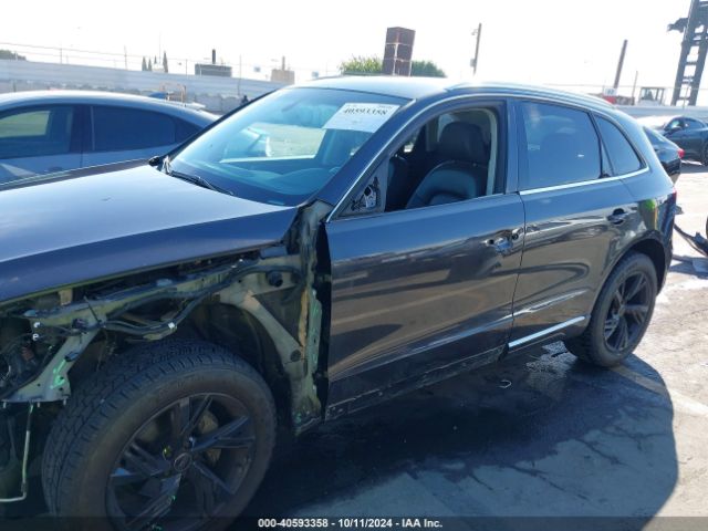 WA1LFAFP4EA130655 Audi Q5 2.0t Premium