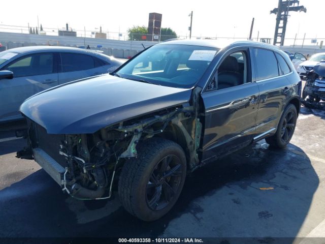 WA1LFAFP4EA130655 Audi Q5 2.0t Premium