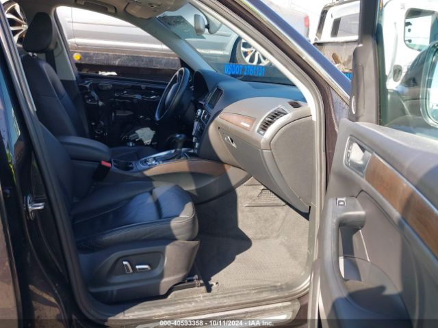 WA1LFAFP4EA130655 Audi Q5 2.0t Premium