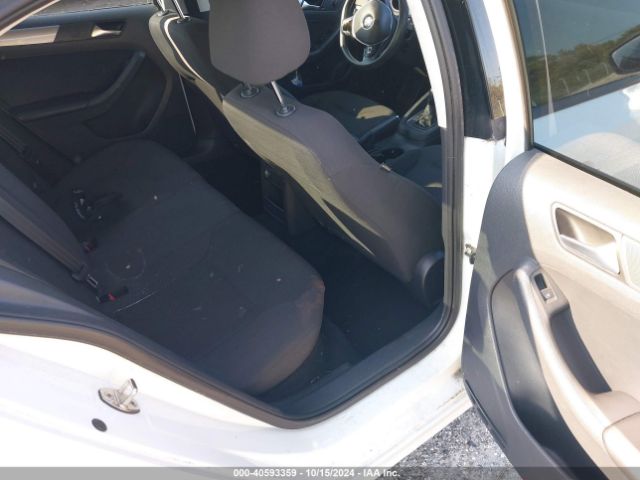 3VWD17AJ0FM283095 Volkswagen Jetta 1.8t Se