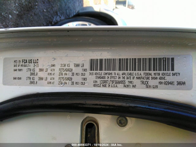 1C6RR7JT9FS600955 RAM 1500 Laramie