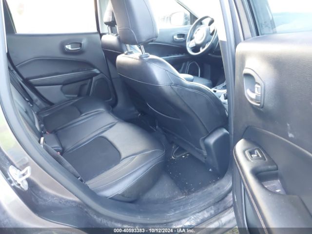 3C4NJDBB3JT254668 Jeep Compass Latitude 4x4