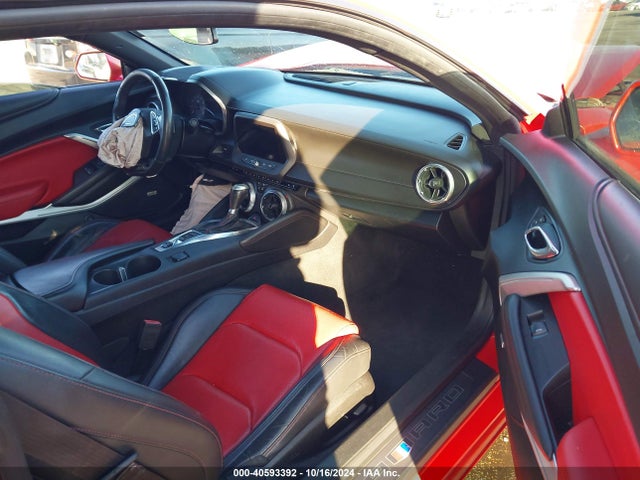 Chevrolet Camaro 2lt 2017 1G1FD1RX1H0111424 Image 5