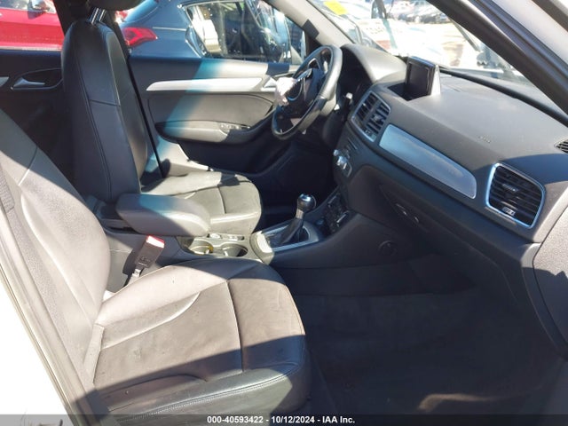 WA1BCCFSXJR000248 Audi Q3 2.0t Premium/2.0t Sport Premium