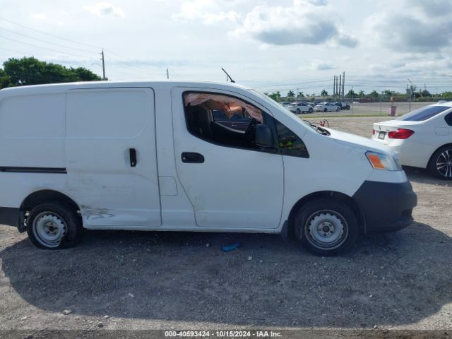 3N6CM0KN2HK696467 Nissan Nv200 S