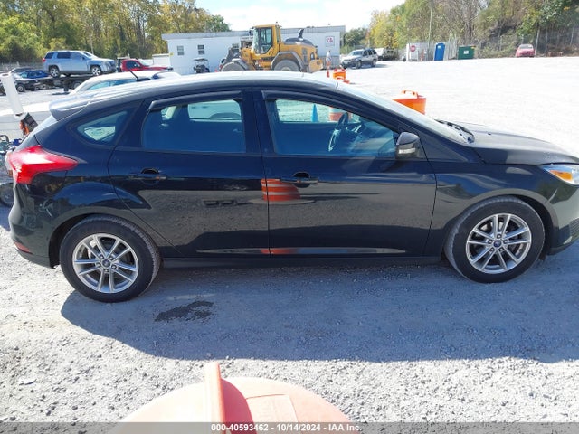 Ford FOCUS SE 2016 1FADP3K24GL208300 Image 13