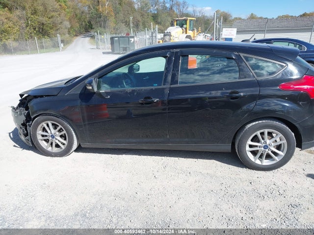 Ford FOCUS SE 2016 1FADP3K24GL208300 Image 14