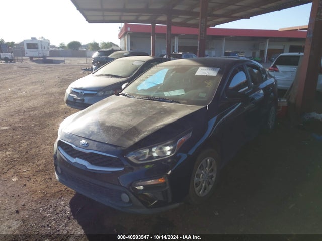 3KPF24AD4KE010070 KIA FORTE FE