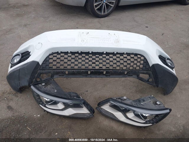 WVGAV7AX2FW606539 Volkswagen Tiguan R-line