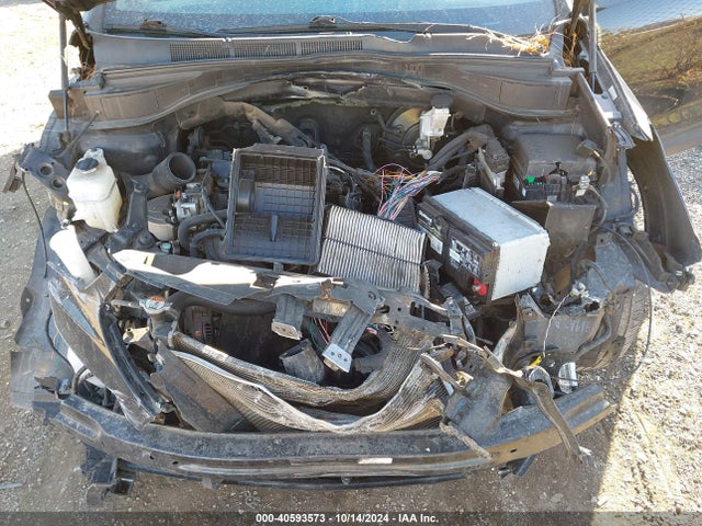 5XYZT3LB9JG541363 Hyundai Santa Fe Sport 2.4l