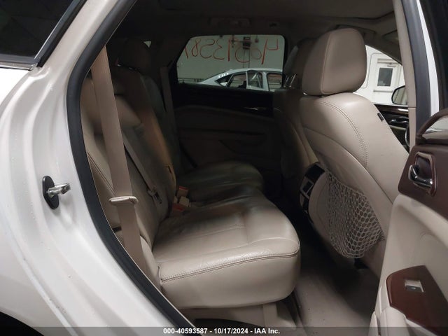 2010 CADILLAC SRX 3GYFNAEY5AS636059 Photo 7