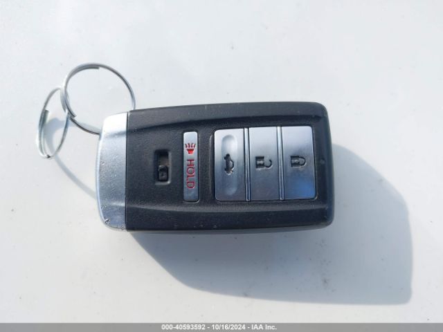 JH4KC1F51EC800335 Acura RLX