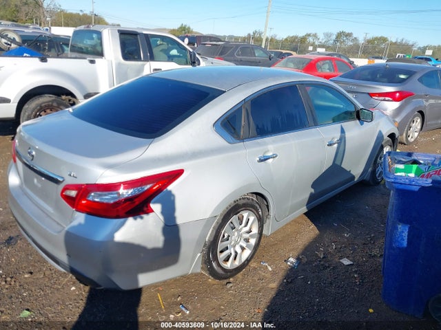 Nissan Altima 2.5 S 2016 1N4AL3AP0GN386690 Image 4