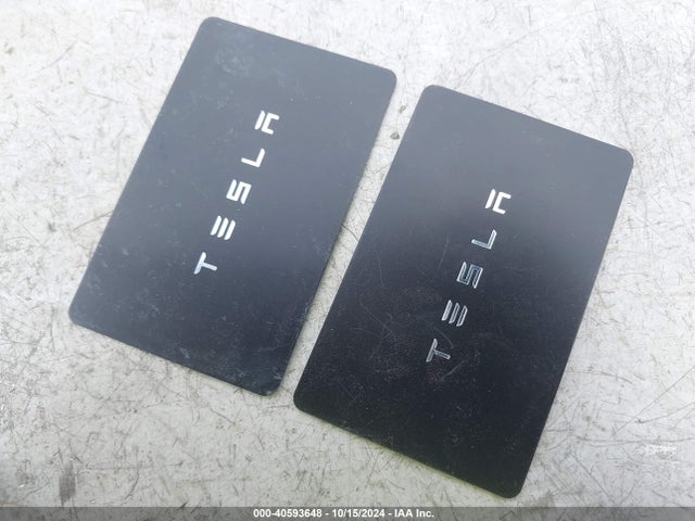 2023 TESLA MODEL Y 7SAYGDEE4PF806190 Photo 10