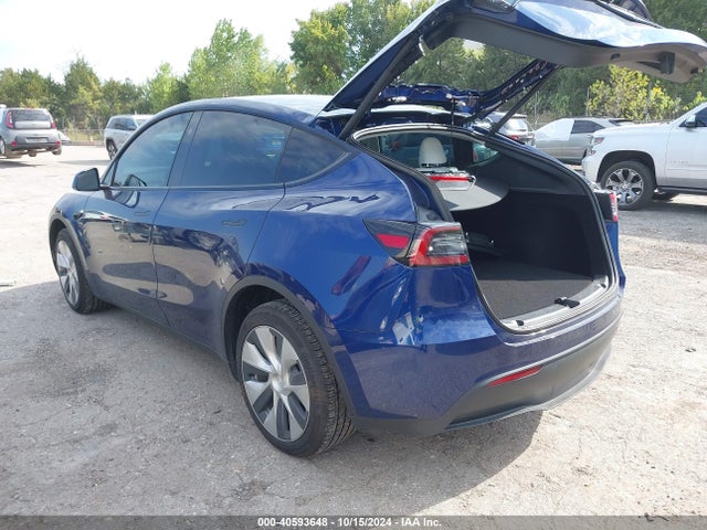 2023 TESLA MODEL Y 7SAYGDEE4PF806190 Photo 2