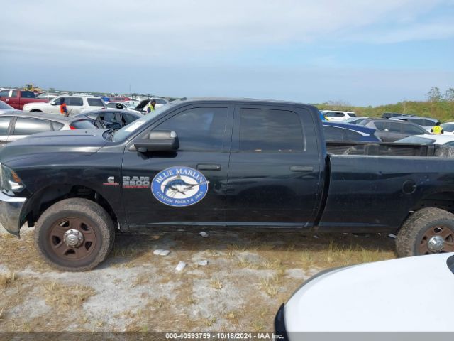 3C6UR5HL1HG518135 RAM 2500 Tradesman  4x4 8' Box