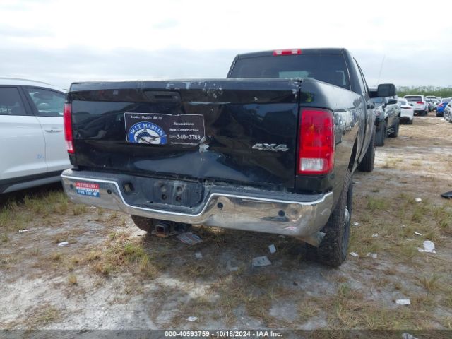 3C6UR5HL1HG518135 RAM 2500 Tradesman  4x4 8' Box