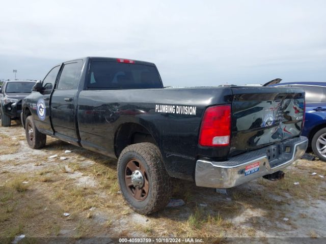 3C6UR5HL1HG518135 RAM 2500 Tradesman  4x4 8' Box