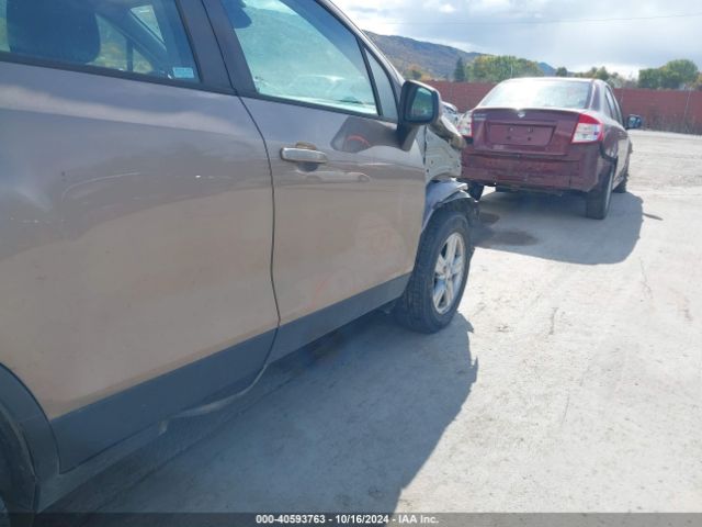 3GNCJNSB3JL301668 Chevrolet TRAX LS