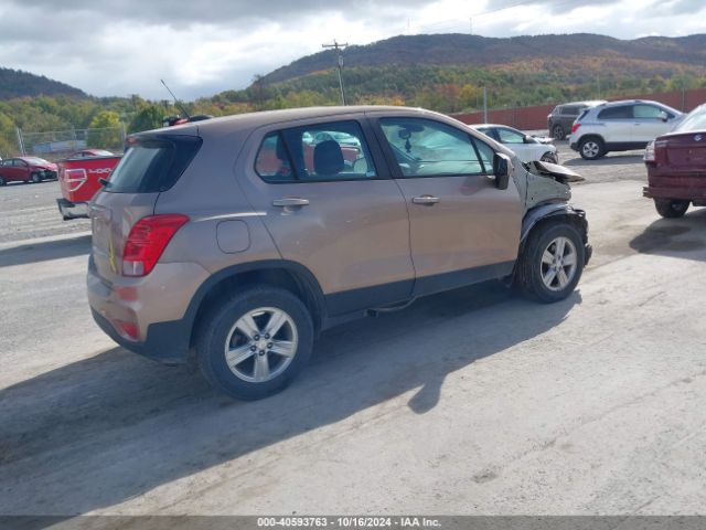 3GNCJNSB3JL301668 Chevrolet TRAX LS