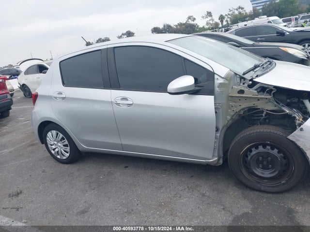 Toyota YARIS L 2015 VNKKTUD39FA032399 Image 13