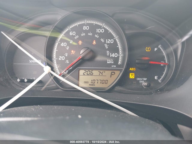VNKKTUD39FA032399 Toyota YARIS L