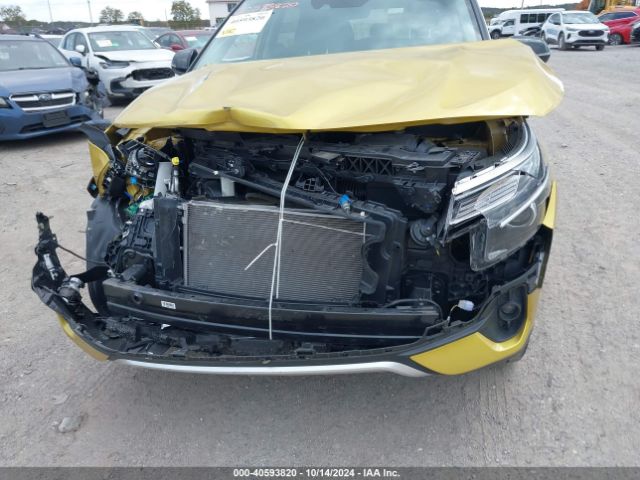 KNDEU2AA8M7124558 KIA SELTOS S